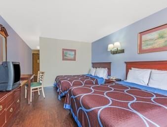 Hotel Super 8 By Wyndham North Dallas Area